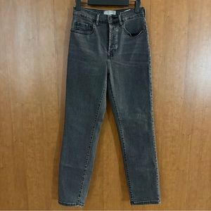 Everlane High Rise Slim Straight Jeans